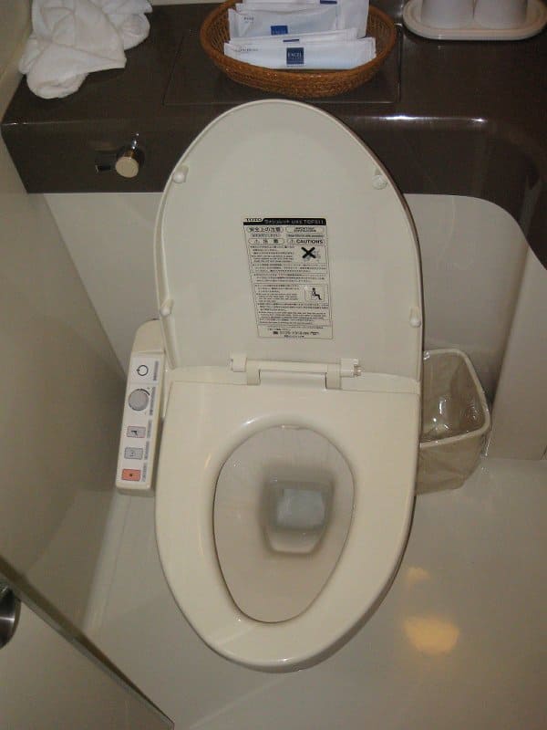 Bidet Conversion | Bidet Installation Without Drilling: Is It Possible?